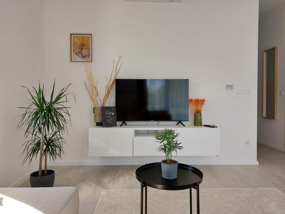 Linden Apartman 106 - Adults Only Mosonmagyarovar Exterior foto